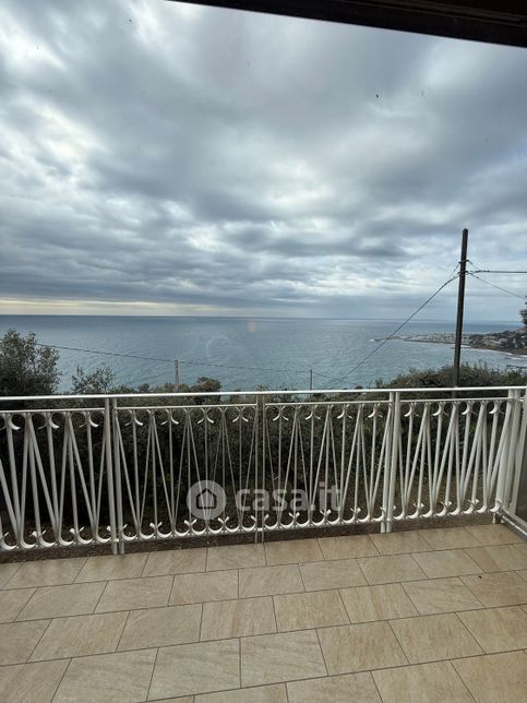 Appartamento in residenziale in Via Fossati