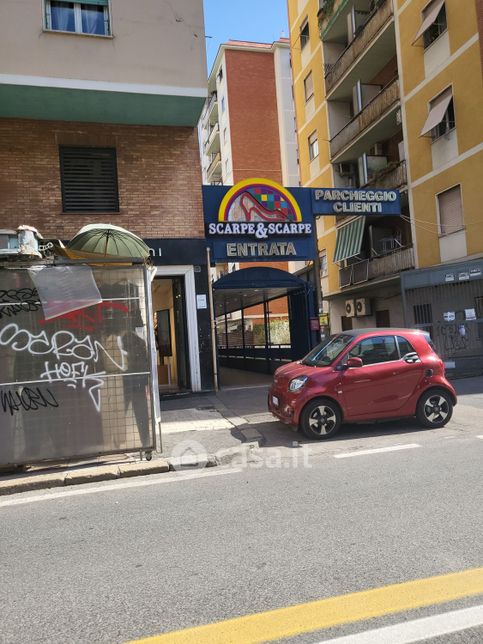 Garage/posto auto in residenziale in Viale Guglielmo Marconi 77