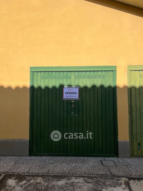 Garage/posto auto in residenziale in Via Circondaria Ovest 49