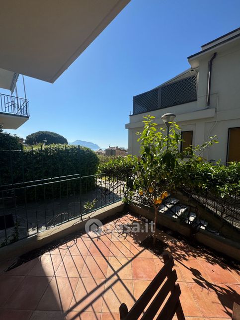 Appartamento in residenziale in Via Armanna