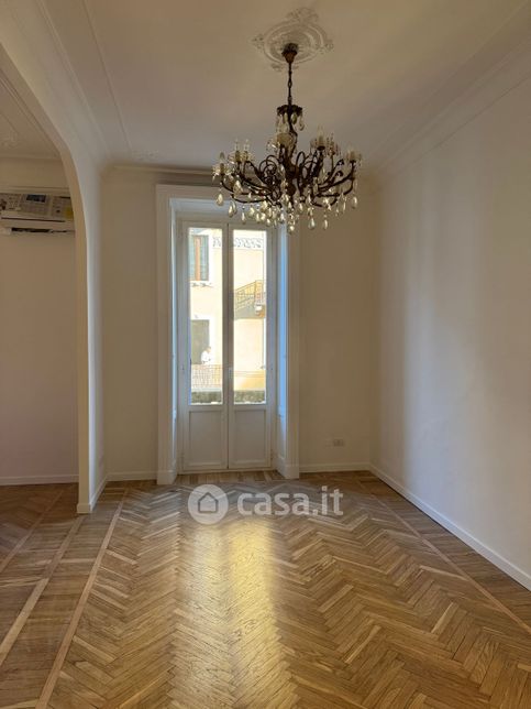 Appartamento in residenziale in Via Spartaco 38