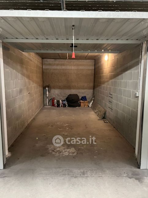 Garage/posto auto in residenziale in Via Casale 5