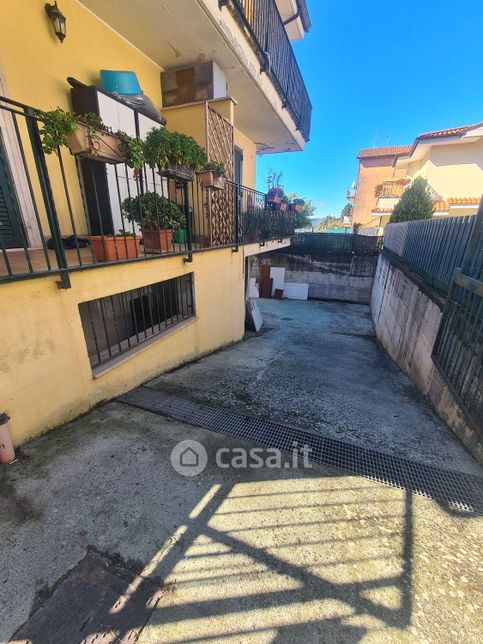 Garage/posto auto in residenziale in Via U. Lulli