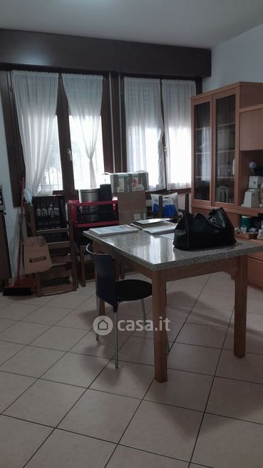 Appartamento in residenziale in Via Remesina Interna