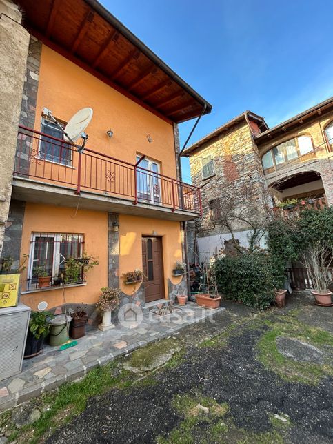 Casa indipendente in residenziale in Via Arbizzo 14