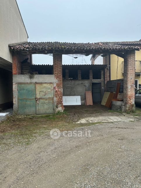 Rustico/casale in residenziale in Vicolo Tezzone 11