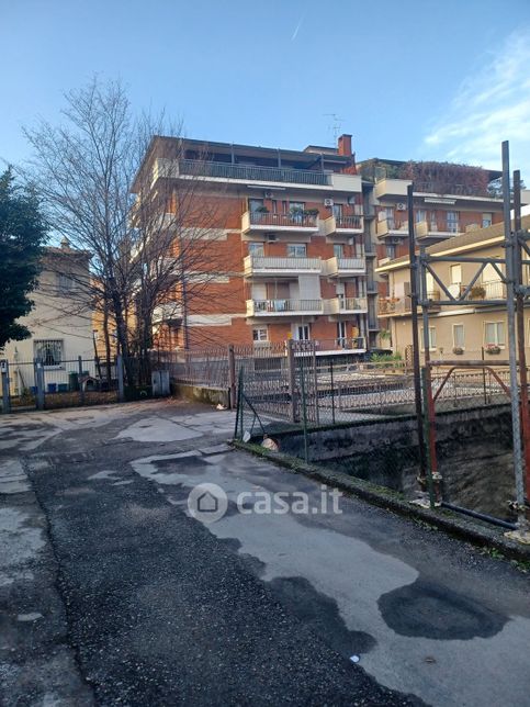 Appartamento in residenziale in Via Broseta