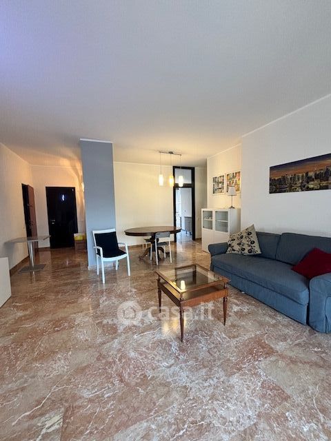 Appartamento in residenziale in Via Melchiorre Gioia 132