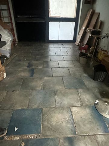 Capannone in commerciale in Via Cavour 29