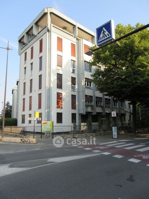 Garage/posto auto in residenziale in Viale Maria Luigia 15