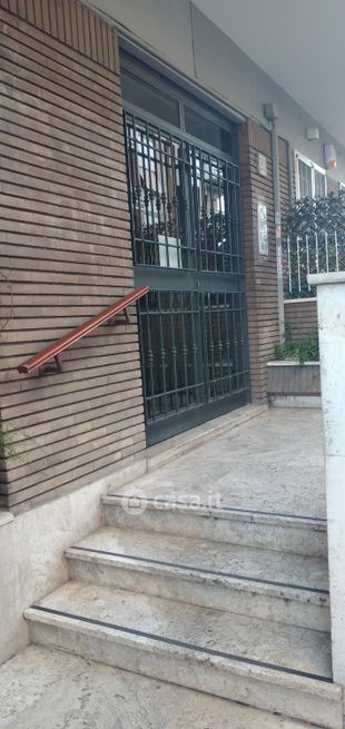 Ufficio in commerciale in Via Giuseppe Sanarelli 20