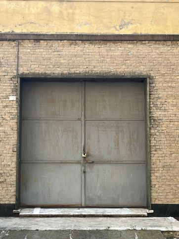 Box/posto auto in residenziale in Via Fabio da Persico 52