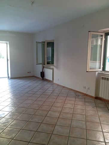 Appartamento in residenziale in Traversa Terza Montenuovo