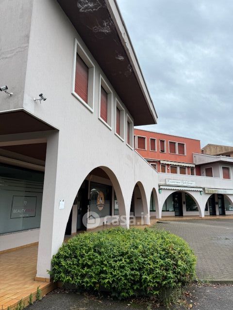 Ufficio in commerciale in Piazzetta Aldo Moro 4