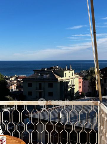 Appartamento in residenziale in Via Maxio