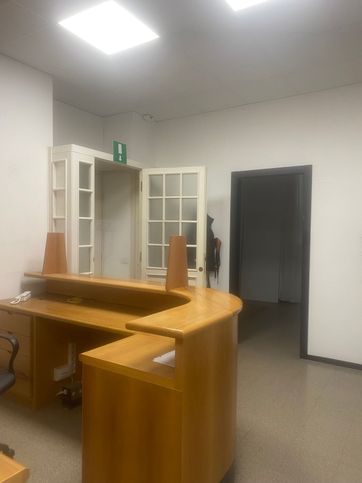 Ufficio in commerciale in Corso Italia