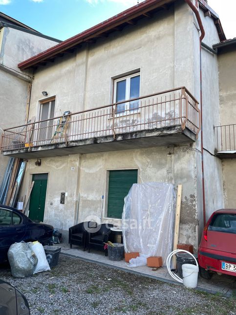 Casa indipendente in residenziale in Via Cesare Battisti 18