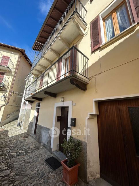 Appartamento in residenziale in Via Lago D'Elio 4