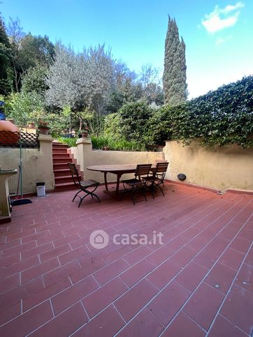 Villetta a schiera in residenziale in Via Domenico Burchiello 27