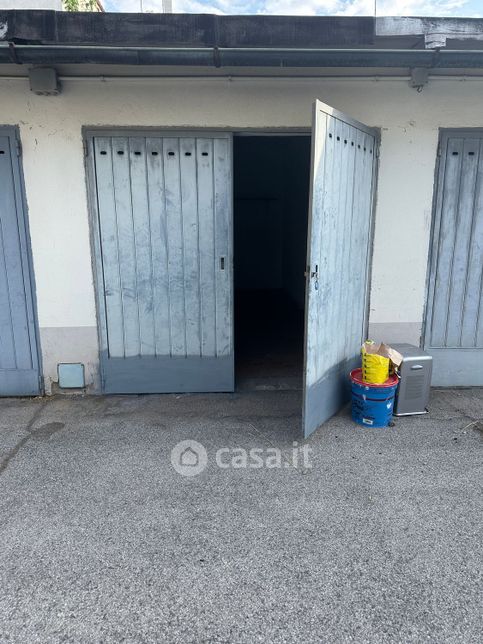 Garage/posto auto in residenziale in Via Medaglie d'Oro 5