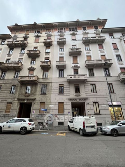 Appartamento in residenziale in Piazza Giuseppe Grandi 5