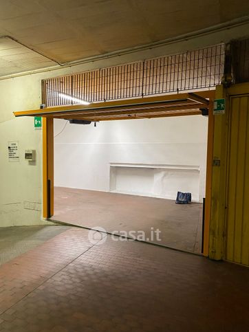 Box/posto auto in residenziale in Via San Lorenzo
