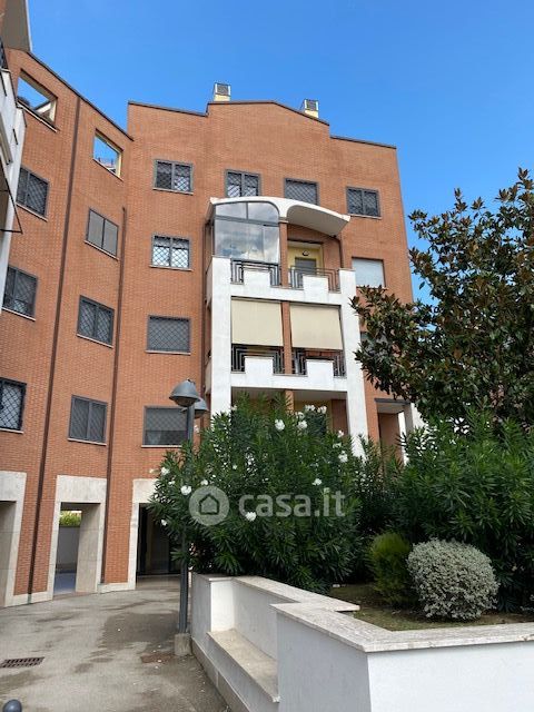 Appartamento in residenziale in Viale Aurelio Galleppini 36