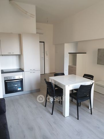 Appartamento in residenziale in Viale dei Mille 142