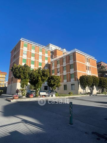 Appartamento in residenziale in Via Aurelia 82