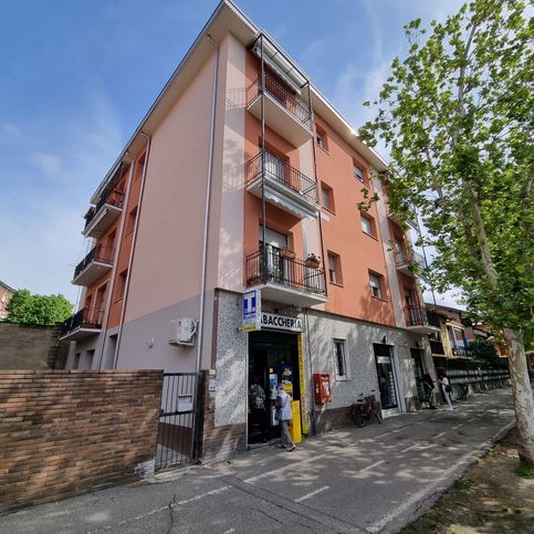 Appartamento in residenziale in Viale Giulio Cesare 44