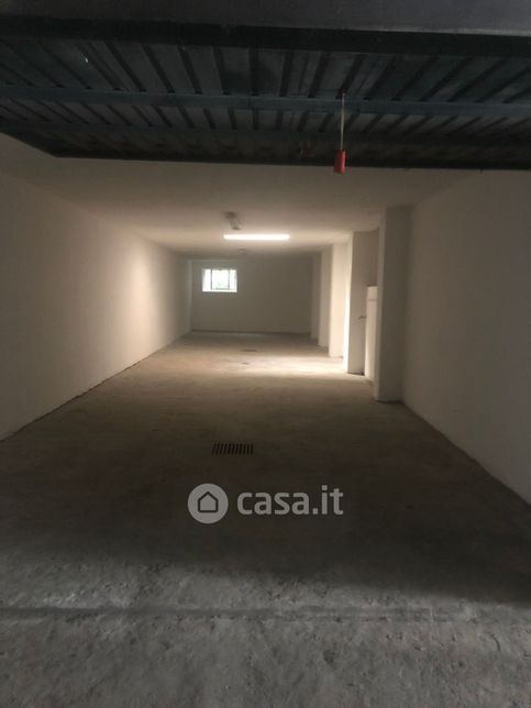 Garage/posto auto in residenziale in Via Pietro Sgulmero 37