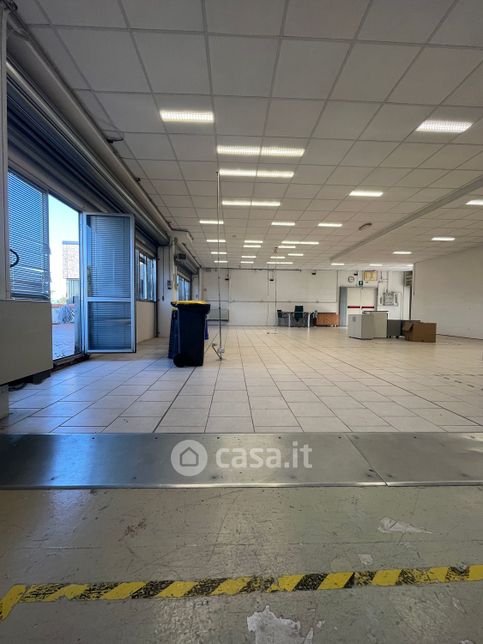 Capannone in commerciale in Via dello Stagnaccio Basso 22