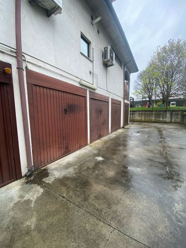 Box/posto auto in residenziale in Piazzale aldo moro