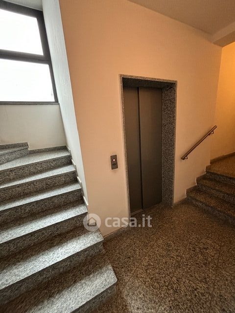 Appartamento in residenziale in Via Cairoli