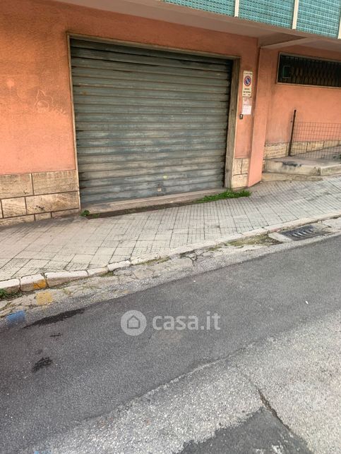 Garage/posto auto in residenziale in Via Tiziano