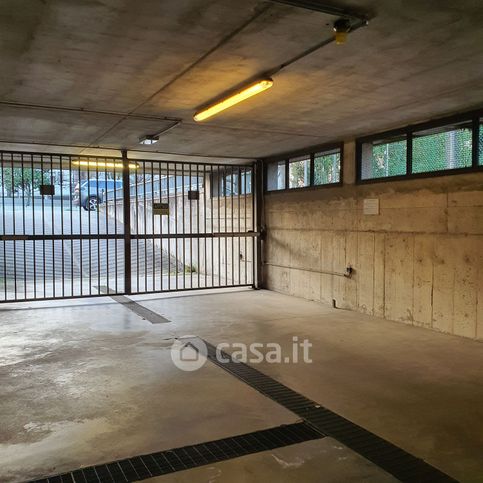 Box/posto auto in residenziale in Via Ronzinella