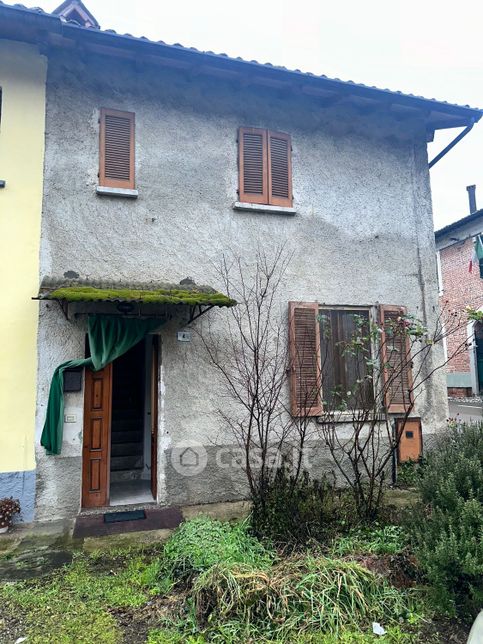 Casa indipendente in residenziale in Via Trento 4