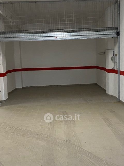 Garage/posto auto in residenziale in Viale Marco Polo 84