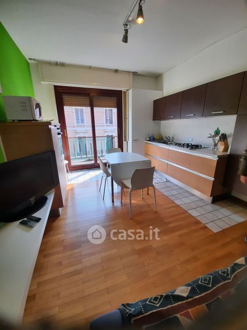 Appartamento in residenziale in Via Alserio