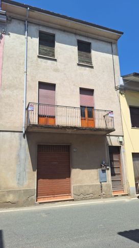 Casa indipendente in residenziale in Via Giacomo Matteotti