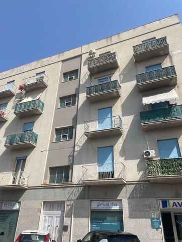 Appartamento in residenziale in Viale Regione Siciliana 107