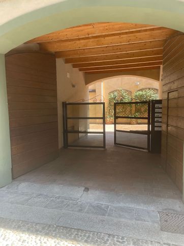 Appartamento in residenziale in Via Ottone Morena
