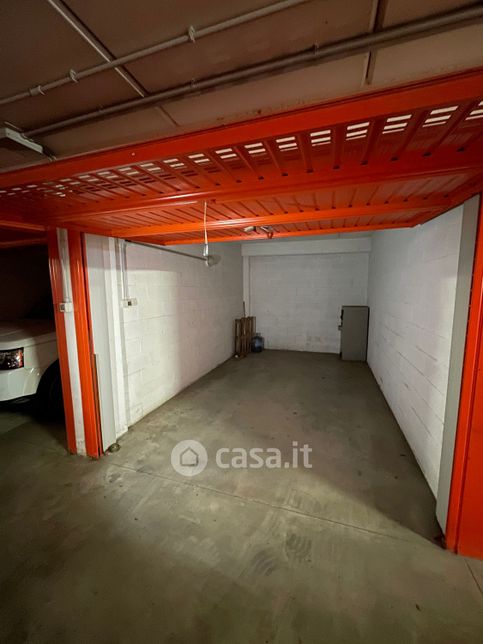 Garage/posto auto in residenziale in Via Cima Alta