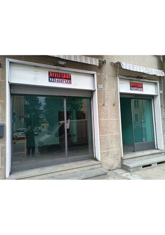 Negozio/locale commerciale in commerciale in Via Agucchi 77
