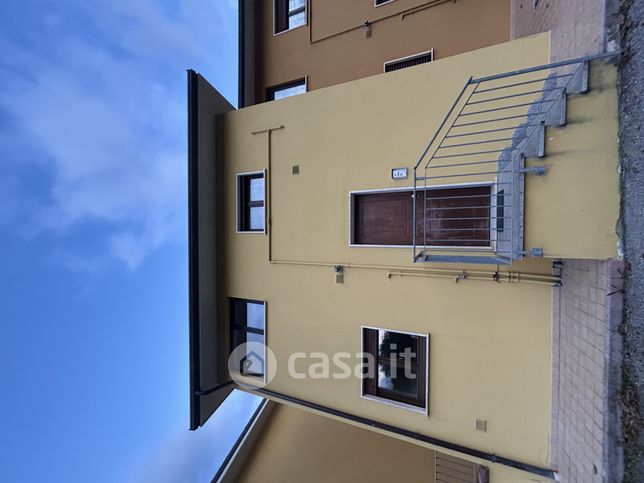 Appartamento in residenziale in Via Mausonia 58