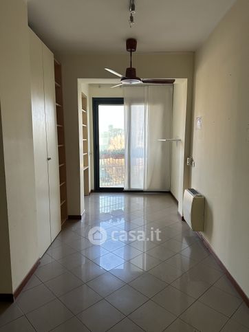 Ufficio in commerciale in Via Macanno 38