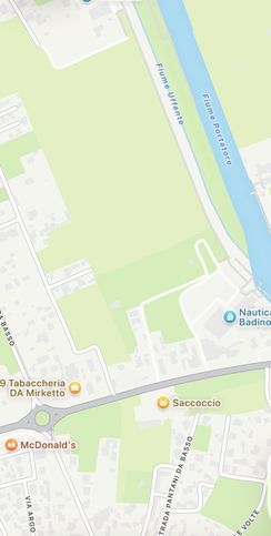 Terreno agricolo in commerciale in Traversa 9 Destra 16