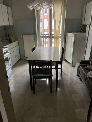 Appartamento in residenziale in Via Cesare Miola 34