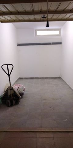 Box/posto auto in residenziale in Via Vittorio Alfieri 8