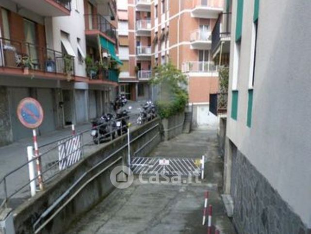 Garage/posto auto in residenziale in Via Fratelli Betti